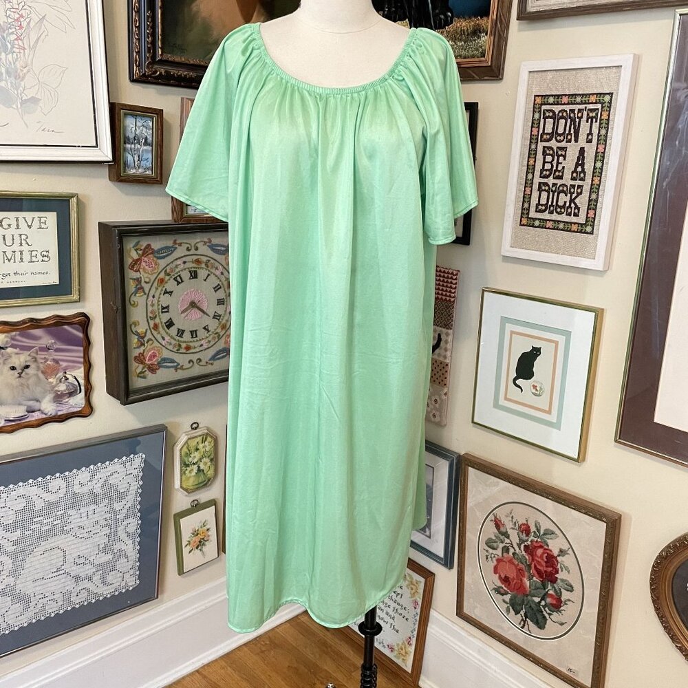 Anthony Richards Scoop Neck Spring Green Short Sleeve Nylon Nightgown Size L